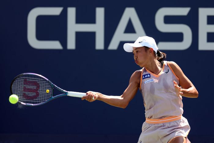 B体育下载-张帅王曦雨韦思佳晋级美网资格赛决胜轮