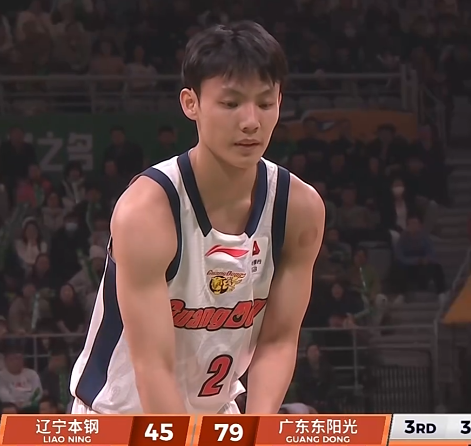 B体育下载-广东宏远今日早报！徐杰重返男篮，朱芳雨回购徐昕，麦考尔将复出