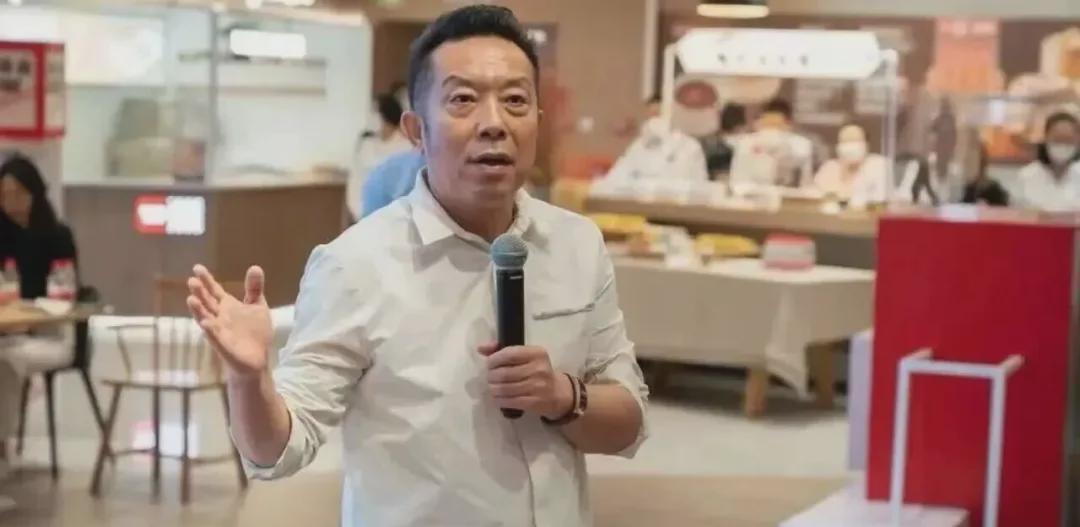 贾国龙开撕罗永浩的真相