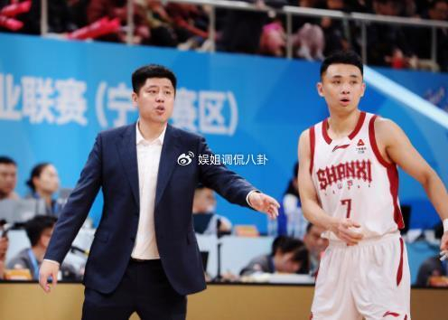 B体育下载-山西队本赛季7胜7负排名第11，主要是因为这两人离队|古德温|李春江|迪亚洛|投篮|CBA联赛_新浪体育_新浪新闻