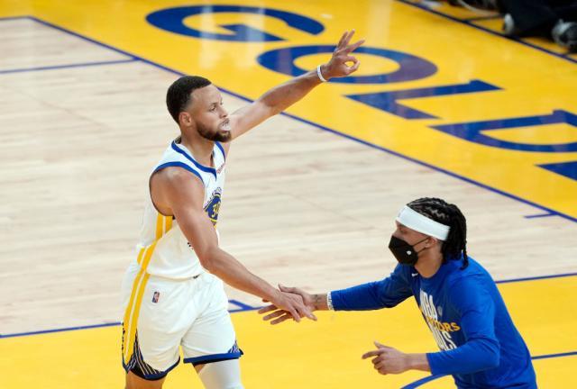 B体育-库里首节6三分创造历史 后三节仅得13分逐渐隐身